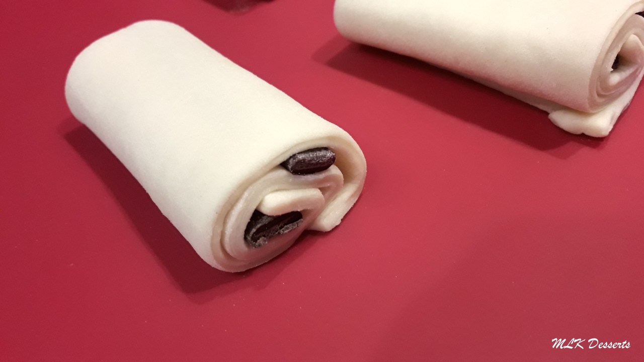 Pains au chocolat avant la pousse